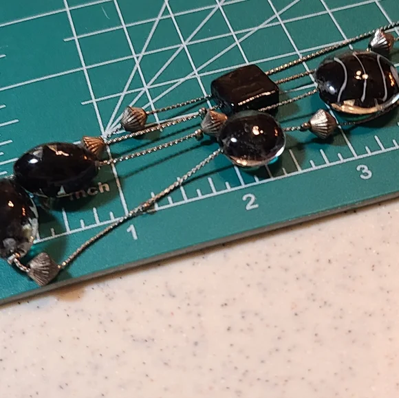 Glass BLACk Beads Necklace for sale - Picture 9 of 13